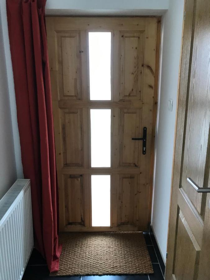 Kerti Franciaagyas Apartman Вац Екстер'єр фото